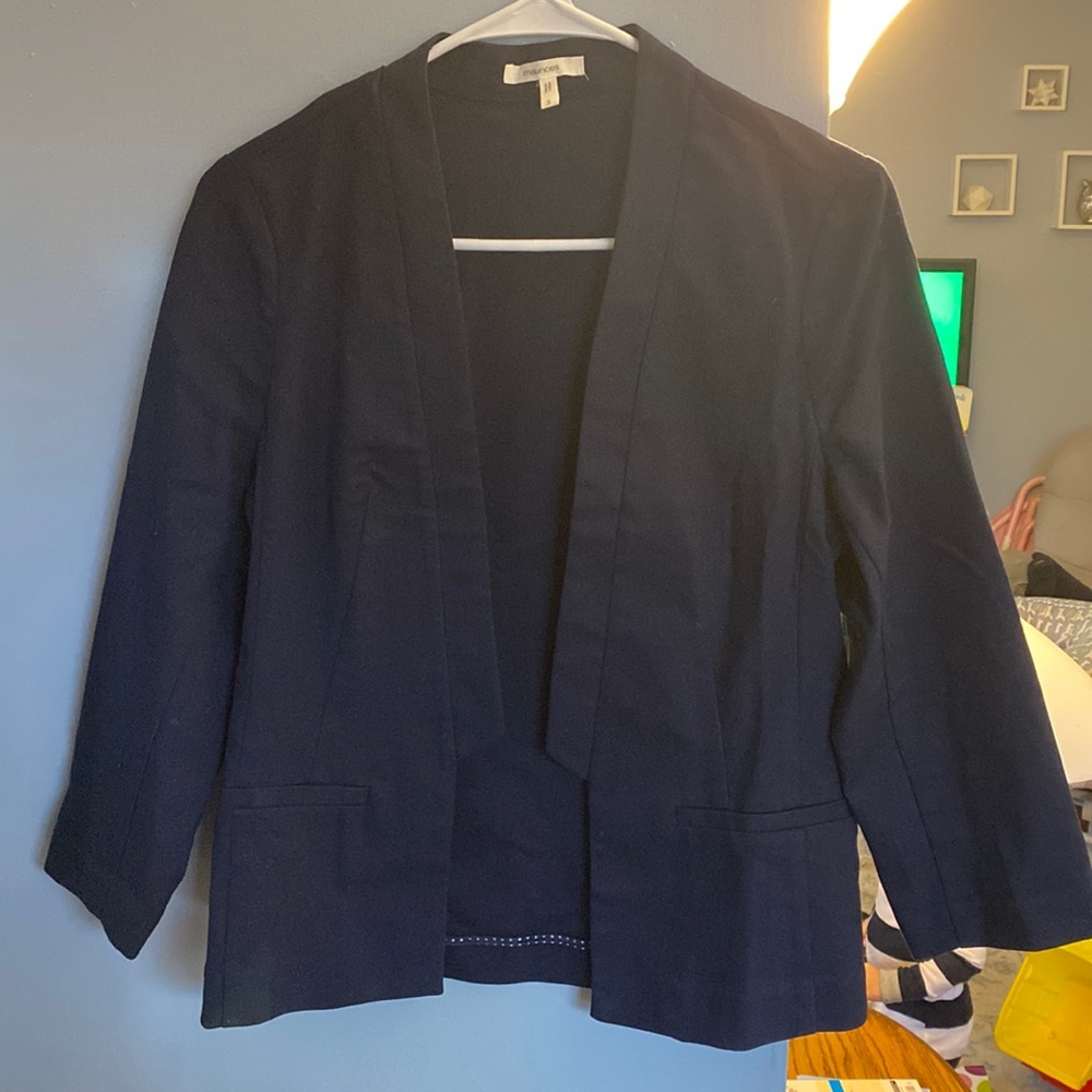 Maurice’s navy blue blazer in small
